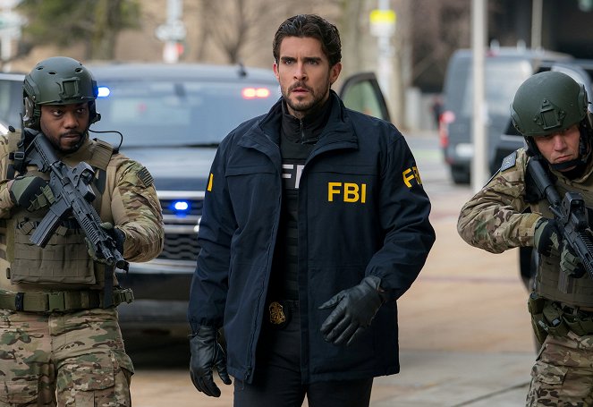 FBI: Special Crime Unit - Season 3 - Uncovered - Photos - Josh Segarra