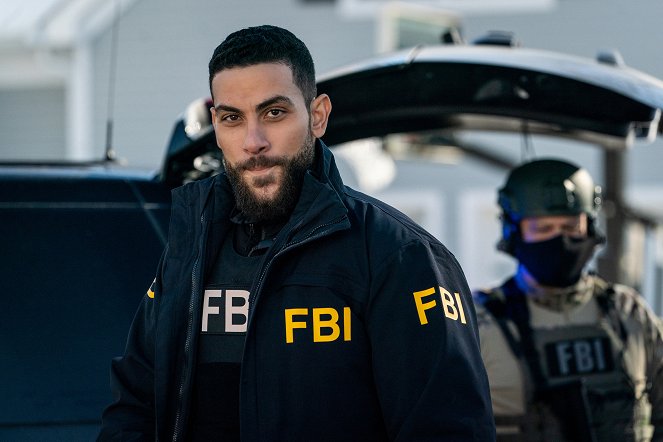 FBI: Special Crime Unit - Season 3 - Walk the Line - Photos - Zeeko Zaki