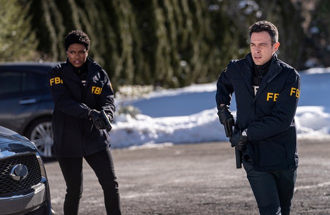 FBI: Special Crime Unit - Season 3 - Walk the Line - Photos - Katherine Renee Kane, John Boyd