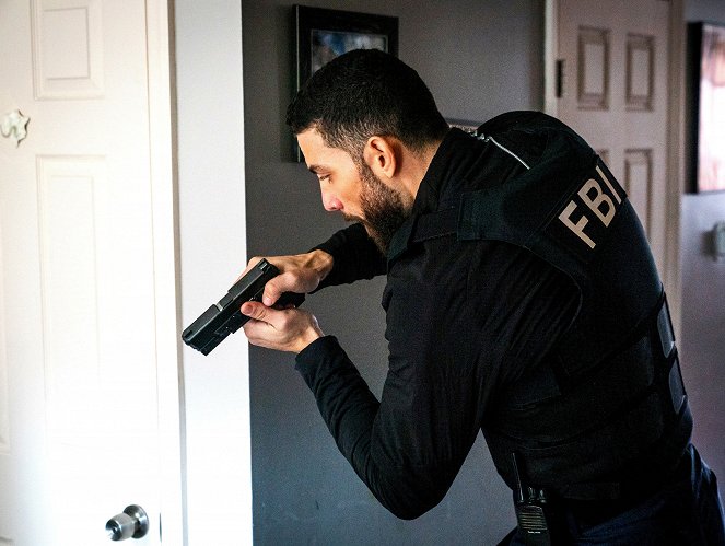 FBI: Special Crime Unit - Leverage - Photos - Zeeko Zaki