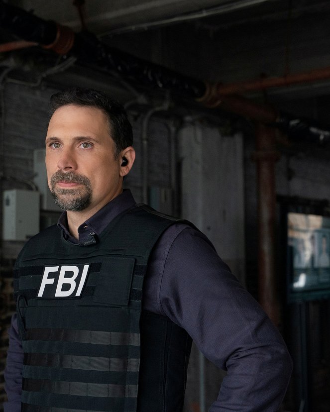 FBI: Special Crime Unit - Fathers and Sons - Photos - Jeremy Sisto