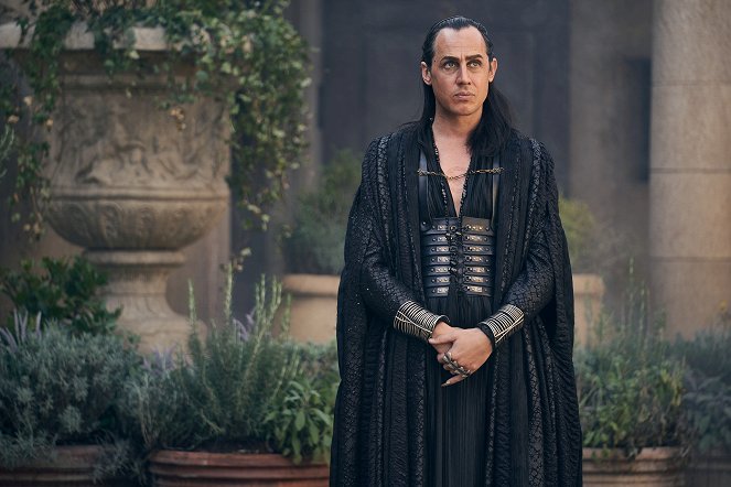 Britannia - Season 3 - Episode 2 - Photos - Dustin Demri-Burns