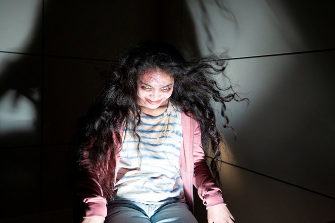 Wellington Paranormal - A parás körzet - Demon Girl - Filmfotók