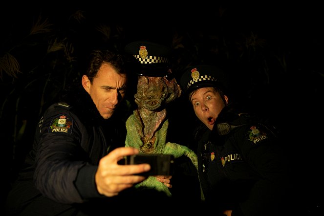 Wellington Paranormal - Cop Circles - Photos