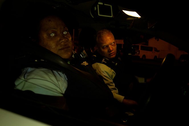 Wellington Paranormal - A parás körzet - Zombie Cops - Filmfotók