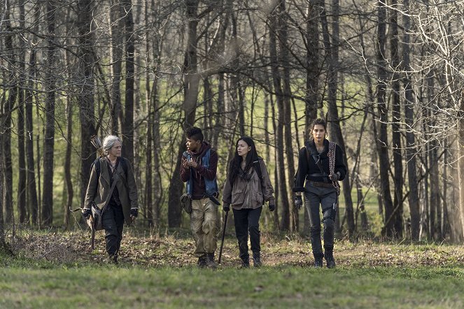 The Walking Dead - Hunted - Van film - Melissa McBride, Angel Theory, Christian Serratos, Nadia Hilker