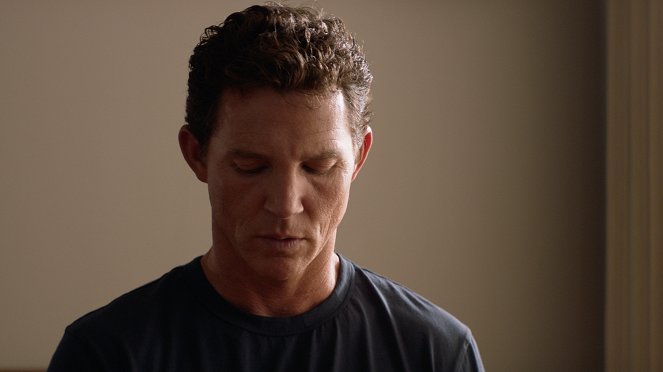 Animal Kingdom - Season 5 - Family Business - Photos - Shawn Hatosy