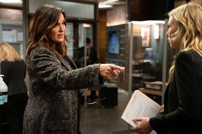 Law & Order: Special Victims Unit - The Only Way out Is Through - Photos - Mariska Hargitay