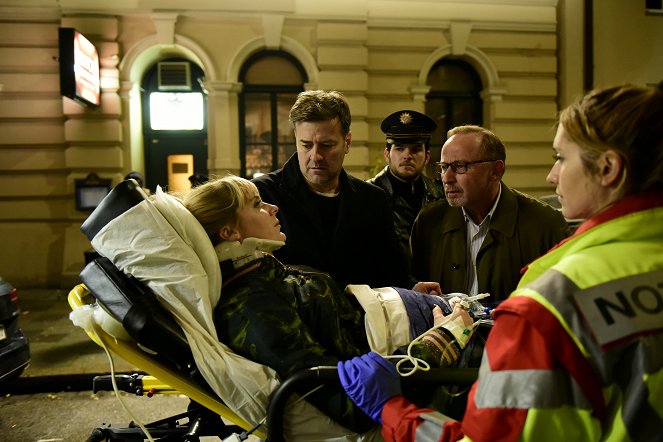 München Mord - Leben und Sterben in Schwabing - Photos