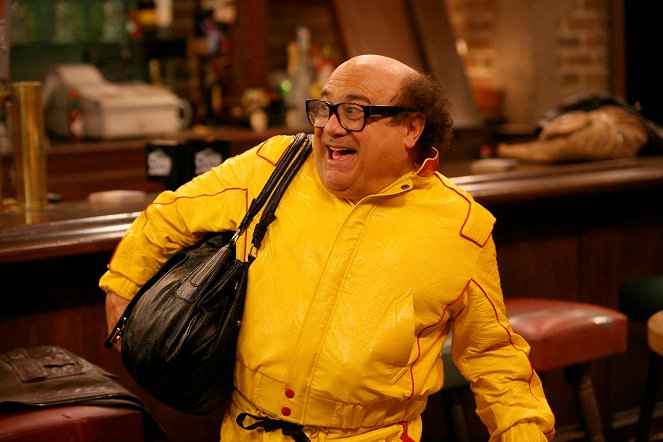 It's Always Sunny in Philadelphia - The Gang Gives Frank an Intervention - Photos - Danny DeVito