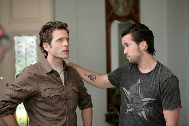 Philadelphia - Season 3 - La Mère de Dennis et Dee est morte - Film - Glenn Howerton, Rob McElhenney