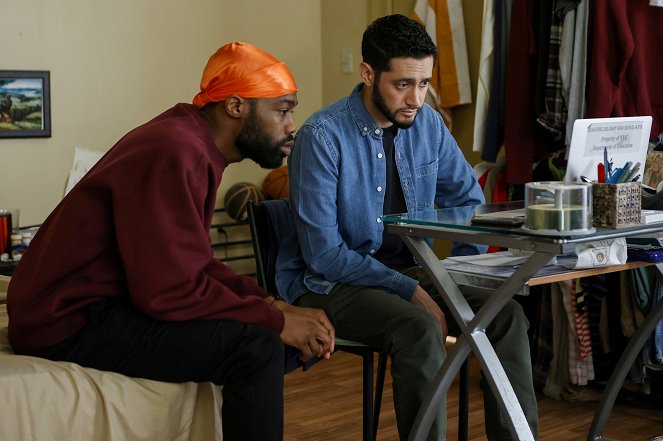 Flatbush Misdemeanors - Season 1 - Bad connection - Photos