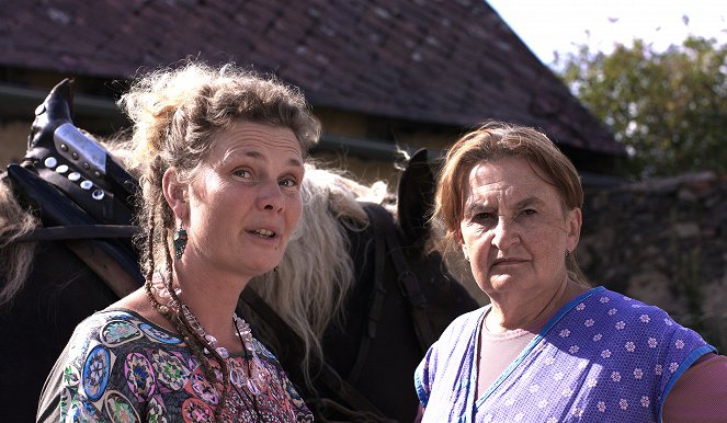 Droga do domu - Z filmu - Barbora Nimcová-Schlesinger, Eva Holubová