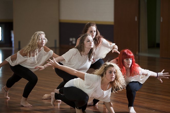 Dance Academy - Season 2 - Faux Pas De Deux - Photos