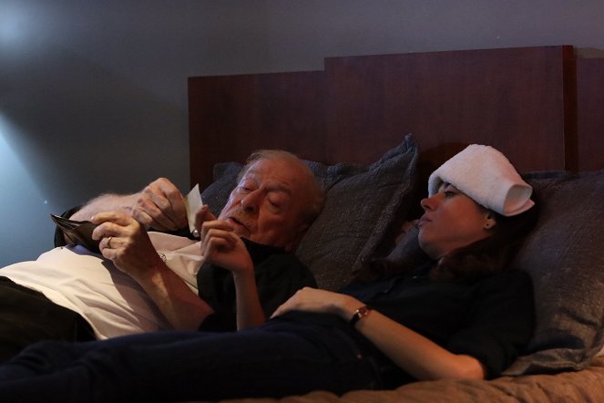 Michael Caine, Aubrey Plaza