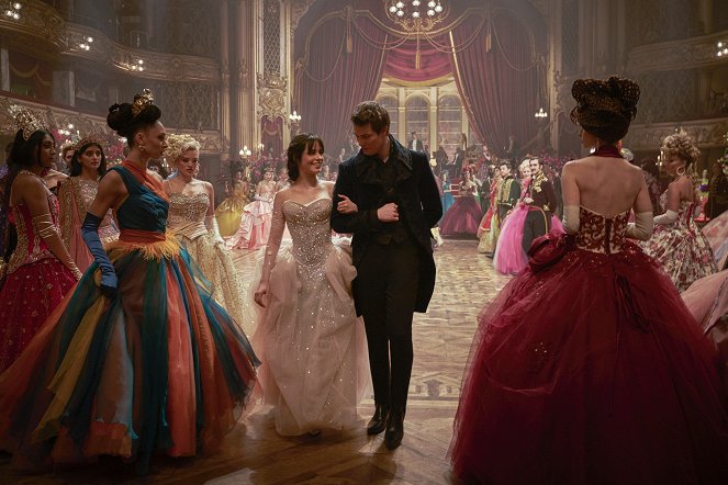 Cinderella - Van film - Camila Cabello, Nicholas Galitzine