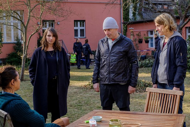 SOKO Potsdam - Season 4 - Wenn es dunkel wird - Z filmu