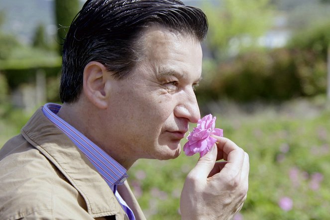 Tajemství vůní - Les Roses, de la Côte d'Azur à la Bulgarie - Z filmu