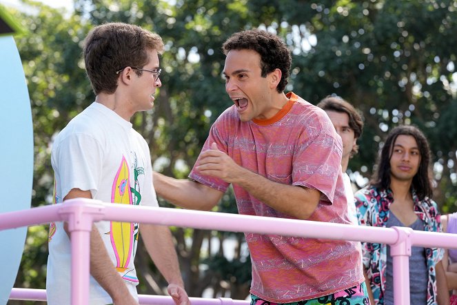 The Goldbergs - Season 9 - Riptide Waters - Photos - Sean Giambrone, Troy Gentile