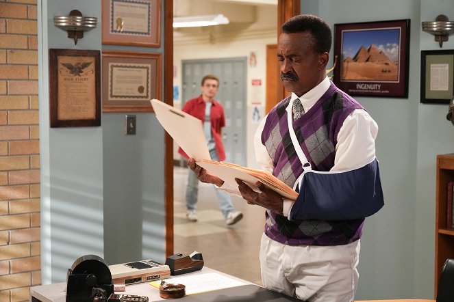 The Goldbergs - Riptide Waters - Photos - Tim Meadows