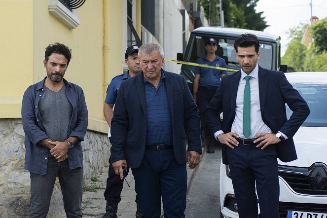 The Judgment - Episode 1 - Photos - Uğur Aslan, Hüseyin Avni Danyal, Kaan Urgancıoğlu