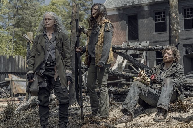 The Walking Dead - Out of the Ashes - Photos - Melissa McBride, Cassady McClincy