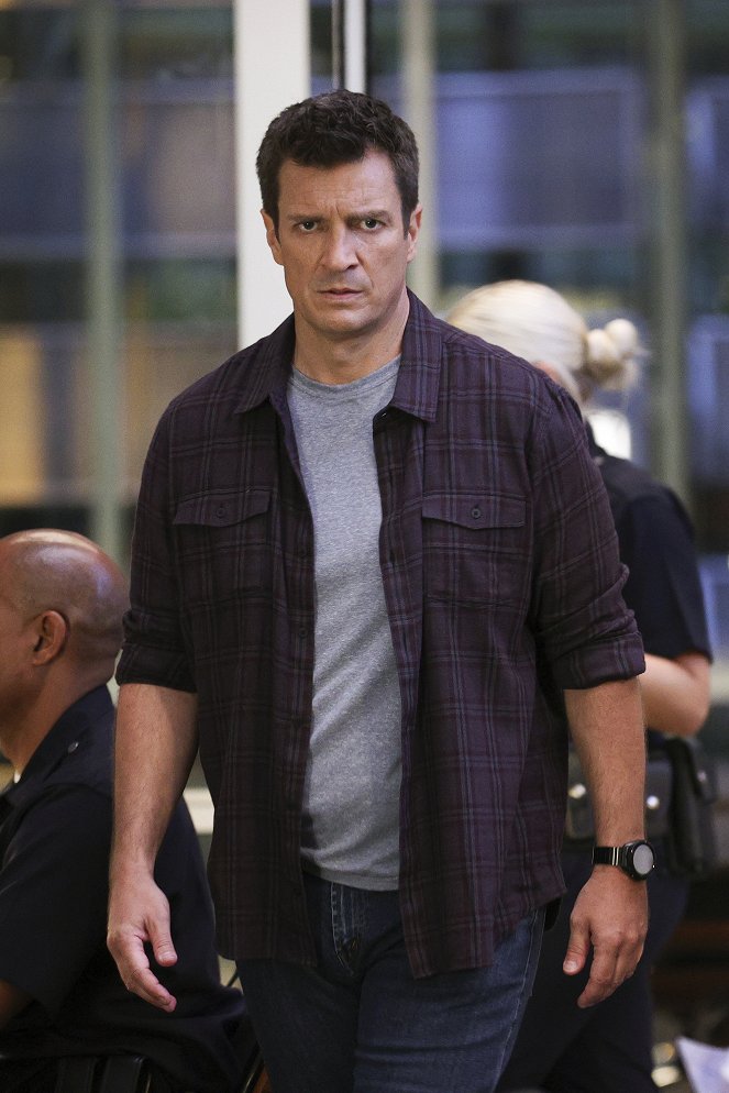 The Rookie - Life and Death - Photos - Nathan Fillion