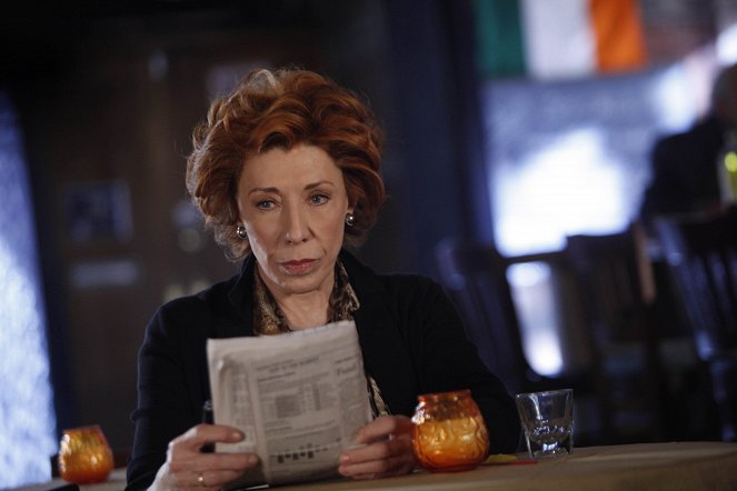 Damages - Season 3 - You Were His Little Monkey - Photos - Lily Tomlin