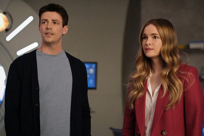 The Flash - P.O.W. - Photos - Grant Gustin, Danielle Panabaker