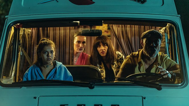 La pasajera - De la película - Paula Gallego, Cristina Alcázar, Cecilia Suárez