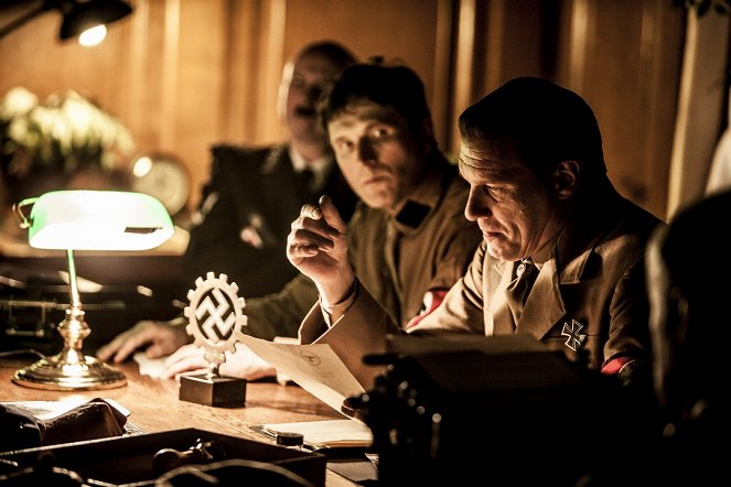 Hitler’s Circle of Evil - The Rise of Antisemitism - Do filme