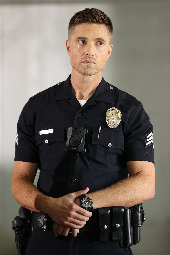The Rookie - In the Line of Fire - Photos - Eric Winter