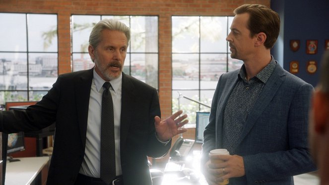 NCIS: Naval Criminal Investigative Service - Nearly Departed - Photos - Gary Cole, Sean Murray