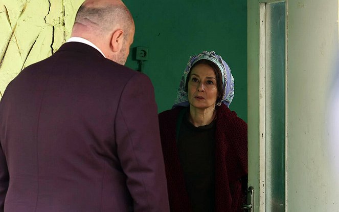 İnsanlık Suçu - Episode 3 - Kuvat elokuvasta - Laçin Ceylan