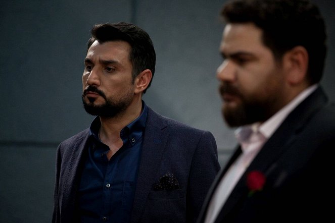 Kurtlar Vadisi: Pusu - Episode 5 - De la película - Cahit Kayaoğlu