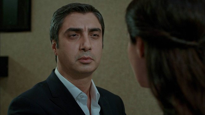 Kurtlar Vadisi: Pusu - Episode 10 - De la película - Necati Şaşmaz