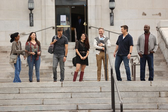 The Rookie - Season 4 - Five Minutes - Making of - Mekia Cox, Melissa O'Neil, Eric Winter, Alyssa Diaz, Shawn Ashmore, Nathan Fillion, Richard T. Jones