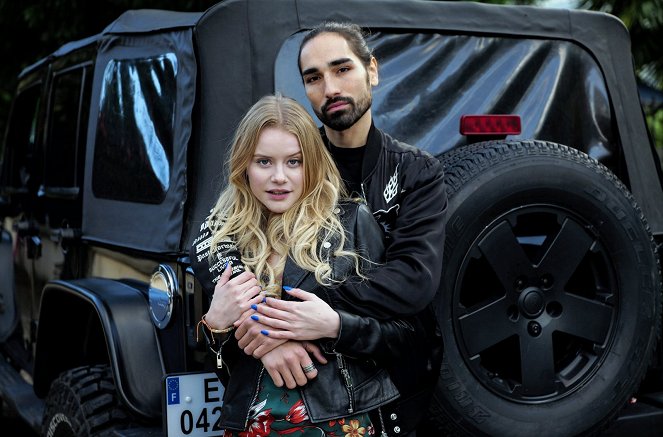 Fugueuse - Promokuvat - Romane Jolly, Willy Cartier