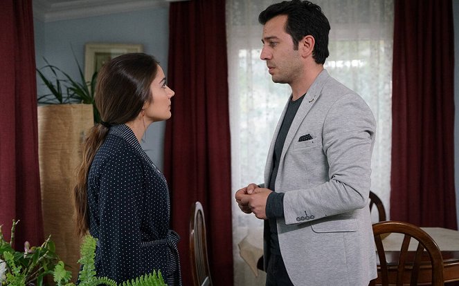 Let's Fall In Love - Episode 11 - Photos - Ali İl