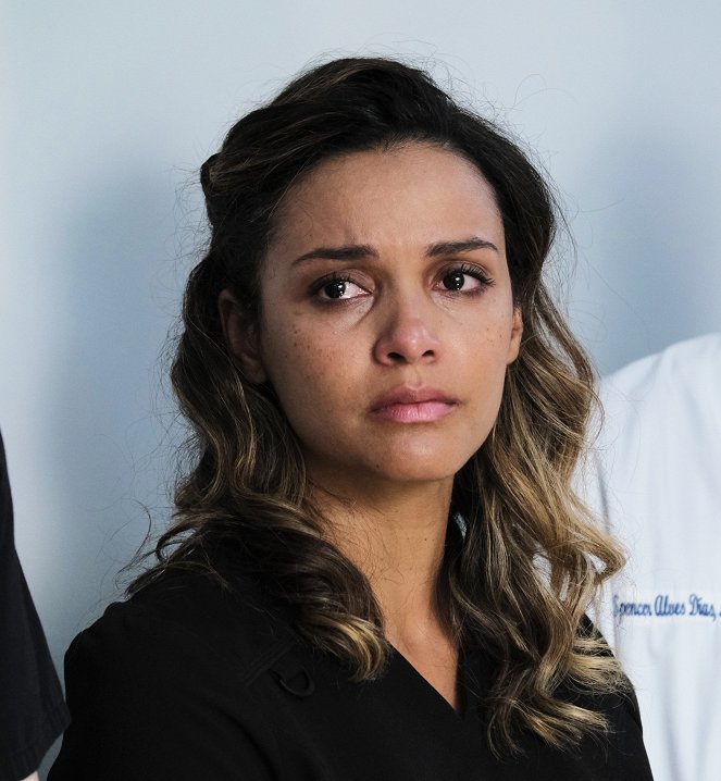 The Resident - The Long and Winding Road - Photos - Jessica Lucas