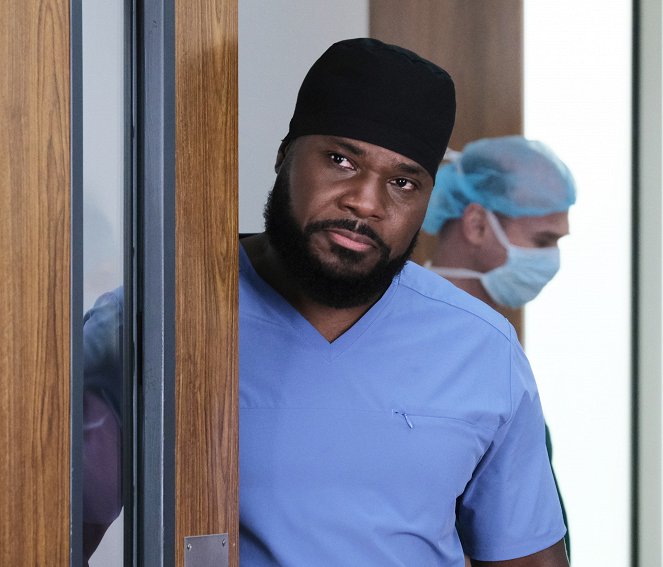 The Resident - Season 5 - The Long and Winding Road - Photos - Malcolm-Jamal Warner