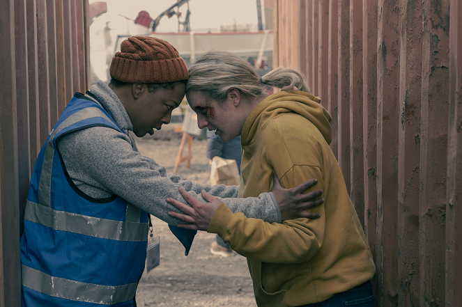 A szolgálólány meséje - Season 4 - Filmfotók - Samira Wiley, Elisabeth Moss