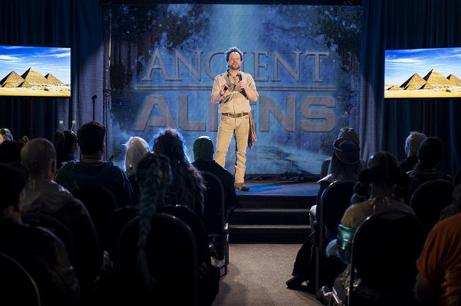 Resident Alien - Die Wahrheit ist irgendwo da draußen - Filmfotos