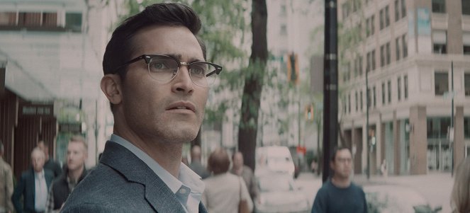 Superman and Lois - A Brief Reminiscence In-Between Cataclysmic Events - Photos - Tyler Hoechlin