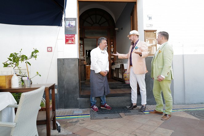 Manu a Matěj na cestě po jižní Itálii - Kuchařské celebrity z Amalfitány - Photos - Emanuele Ridi, Matěj Ruppert