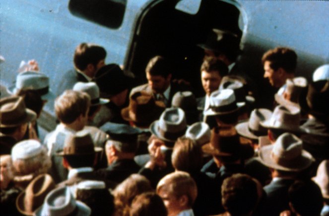 El asombroso mundo de Howard Hughes - De la película