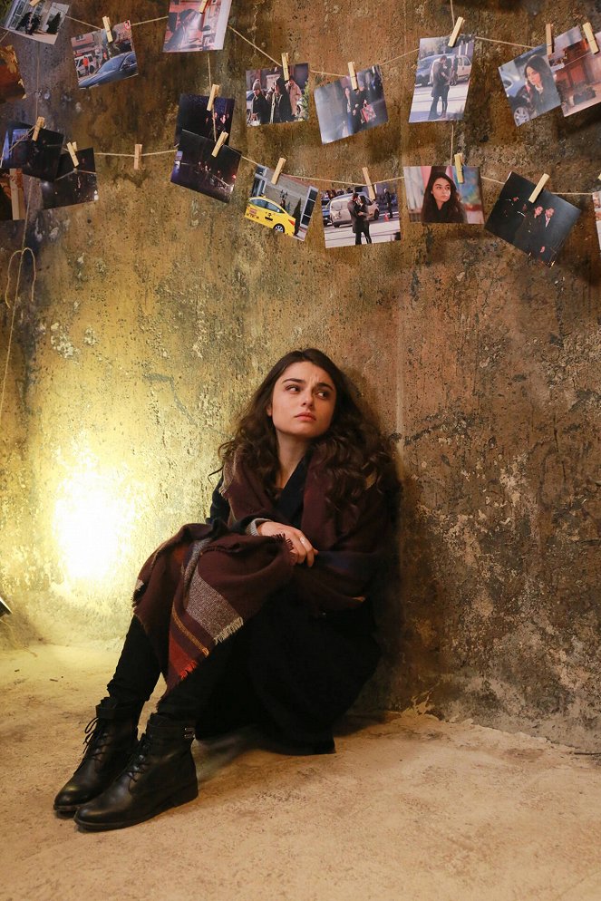 Meryem - Kara Sevdalar - Kuvat elokuvasta - Ayça Aysin Turan