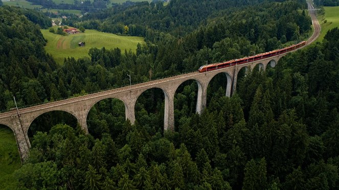 Traumhafte Bahnstrecken der Schweiz - Von Luzern über Interlaken aufs Jungfraujoch - Photos