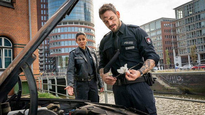 Polícia Hamburg - Verraten und verkauft - Z filmu