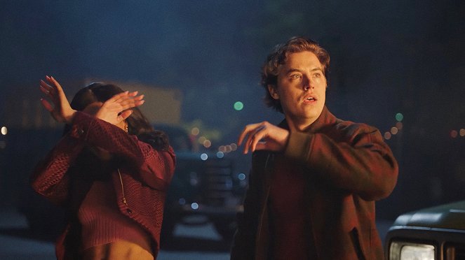 Riverdale - Chapter Ninety-Five: Riverdale: RIP (?) - Photos - Cole Sprouse